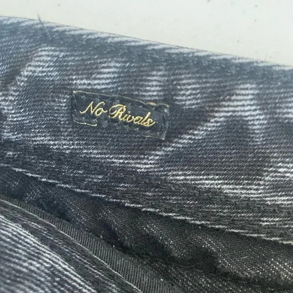 Vintage AKOO Faded Distressed Black Gold Jeans Embroidered Leaf‎ Detail 36 0011 - Picture 10 of 13